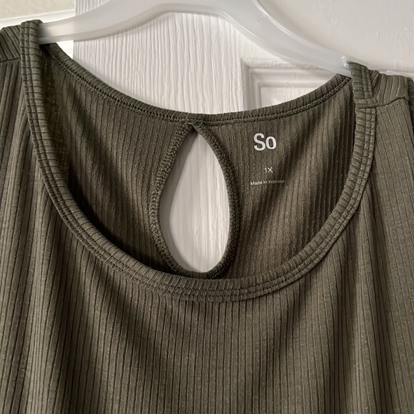 Olive green dress - Picture 2 of 4